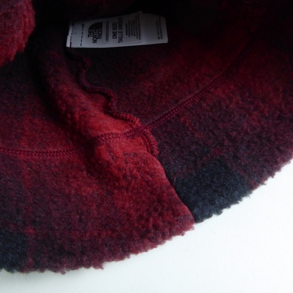 North Face Sweater Fleece Plaid Beanie Hat Cap NWT - Picture 5 of 5